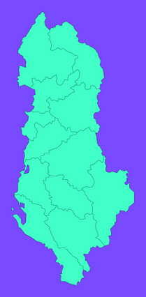 Mercator projection map of Albania showing qarqet boundaries in dim violet and dark emerald
